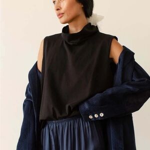 NWT Donni. Jersey Sleeveless Top (Jet Black)